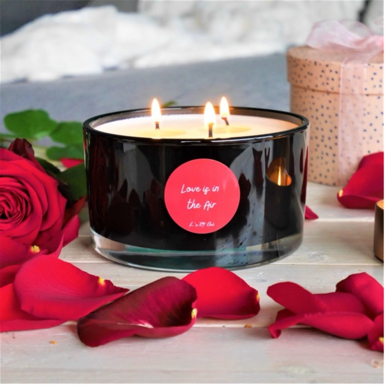 Valentines Day Decoration Ideas- Candles Decor