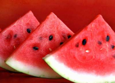 Juicy Watermelon for Watermelon Face Pack
