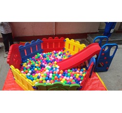 party artists Ball Pool With Slider