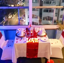 candlelight dinners Rooftop Candlight Dinner at Cunningham Hotel