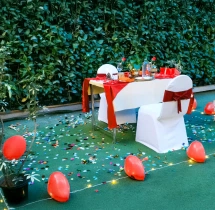 candlelight dinners Garden Candlight Dinner at Cunningham Hotel