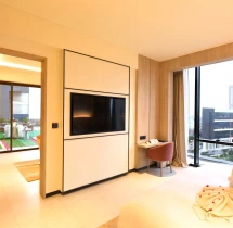 candlelight dinners Luxury Suite Stay and Terrace Dining at Hilton