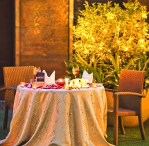candlelight dinners Romantic Candlelight Dinner in Radisson