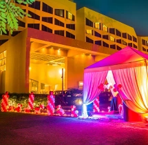 candlelight dinners Dreamy Outdoor Cabana Candlelight Dinner at Taj