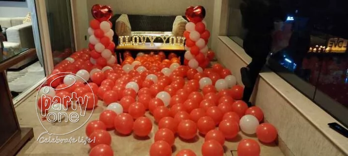 decorations Room Full of Balloons Valentines Decor