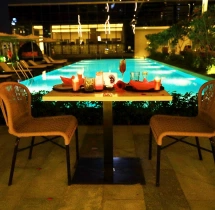 candlelight dinners Romantic Poolside Candlelight Dining at Hilton