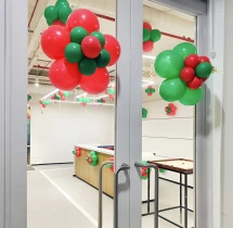 festival decorations Simple Christmas Office Balloon Decoration