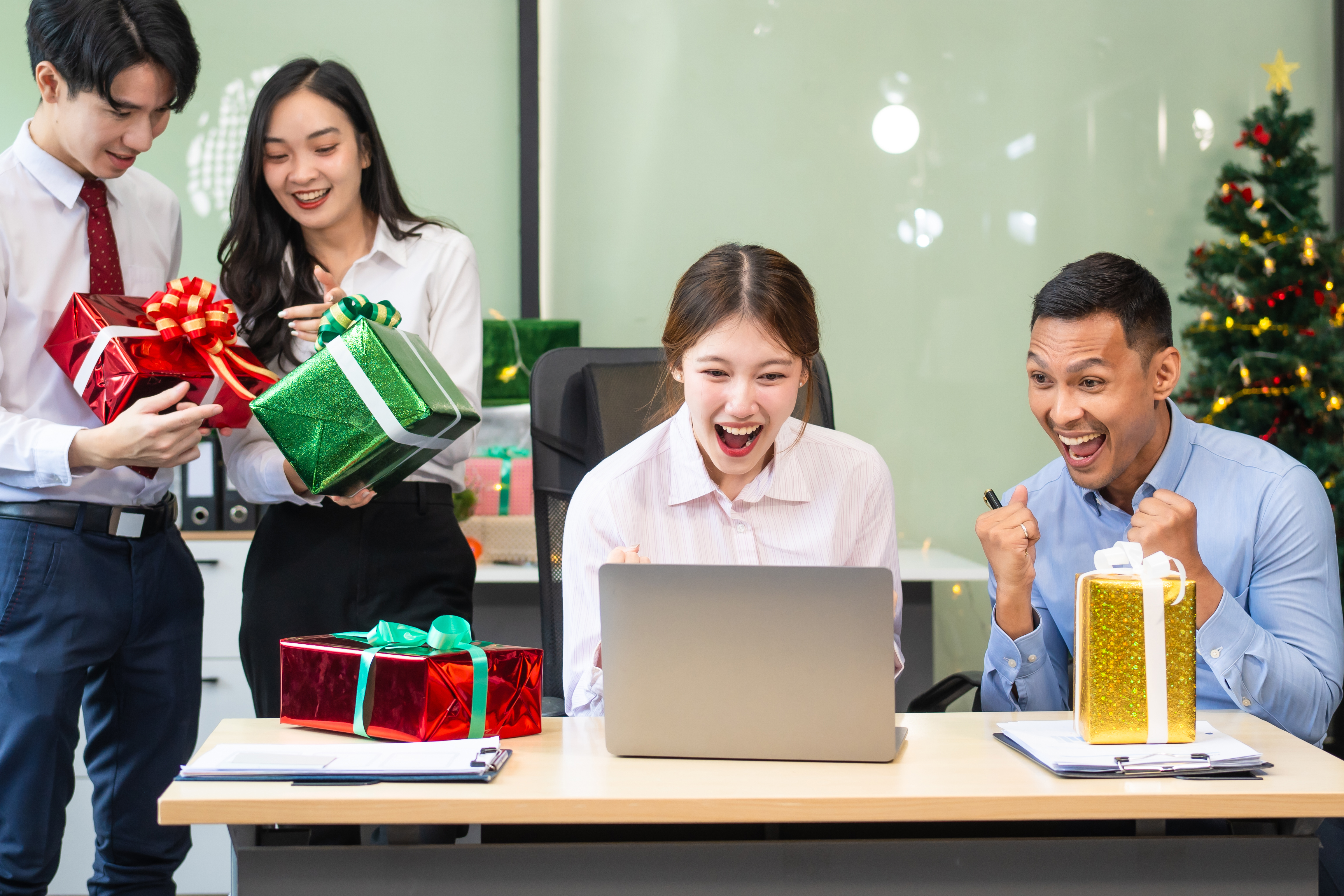 Customize Party Decor for Office